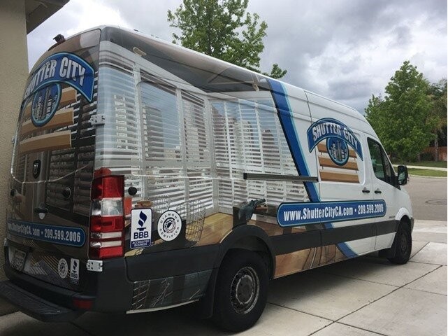 Hunter Douglas Dealer Image